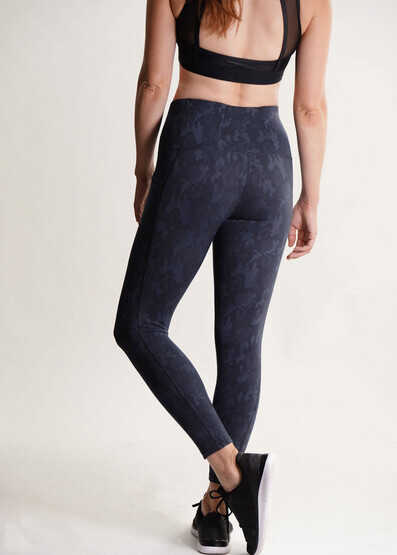Women's Face Forward Concealed Carry Leggings by Alexo in charcoal offers full coverage